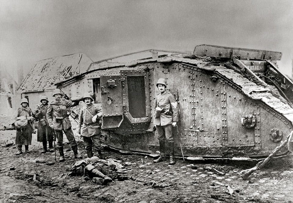 slaget om cambrai utslagen mark iv stridsvagn forsta varldskriget slaget om cambrai utslagen mark iv stridsvagn forsta varldskriget